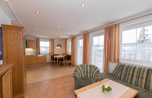 Rain Apartment | Apartment with 2 bedrooms and balcony - Appartementhaus Anna