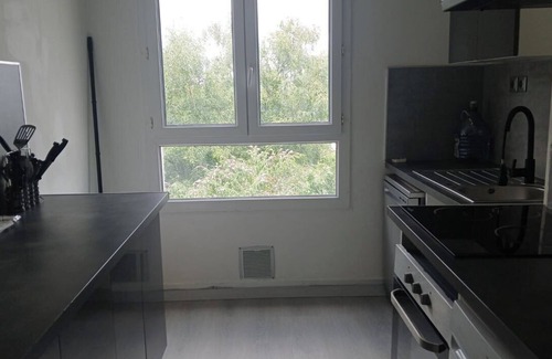 Morlaix Apartment | Apartment with 2 bedrooms and a large living area Morlaix near the station