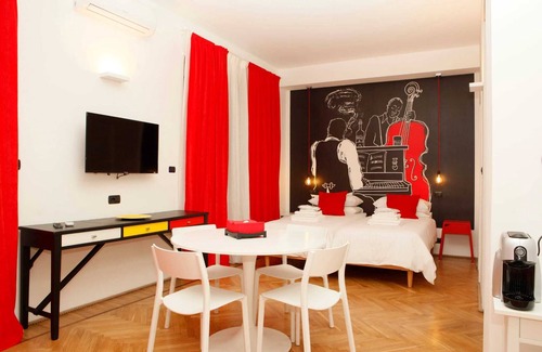 Historic Centre House | Apartment with 4 studios