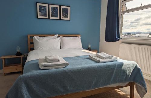 Plymouth Apartment | Apartment with a view, perfect for breaks and WFH