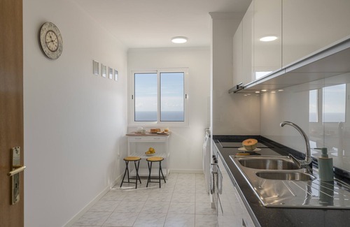 Canico Apartment | Apartment with balcony and sea view - Garajau VI