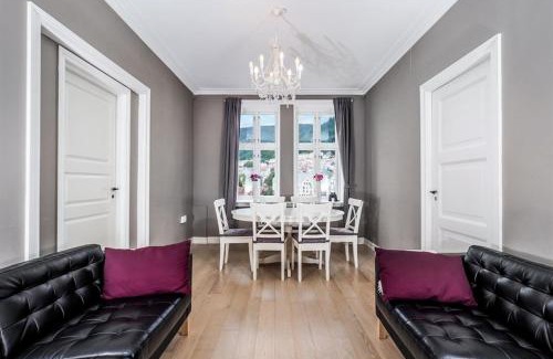 Bergen City Centre Apartment | Apartment with Beautiful View to Bryggen