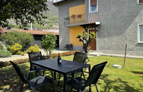 Domaso Apartment | Apartment with garden Domaso - Larihome A62