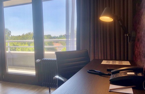 Lueneburg Apartment | Apartment with kitchenette and bathroom