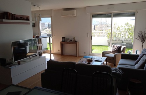 Vielle-Chapelle Apartment | Apartment with large terrace, 5mn from Olympic center by car