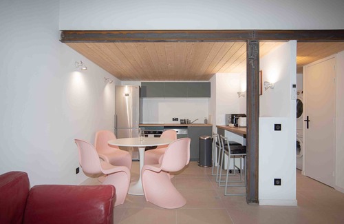 Charmettes - Bellecombe Apartment | Apartment with mezzanine near the train station