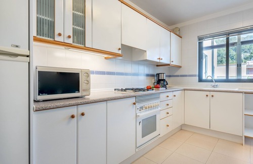 Puerto de Soller Apartment | Apartment with mountain views, Wi-Fi and air conditioning.