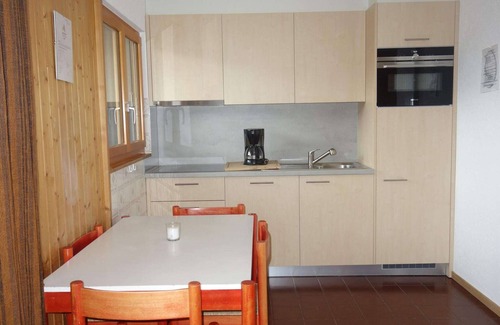 Salins Apartment | Apartment with parking available