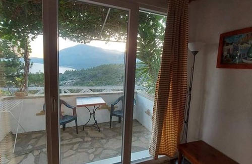 Koumeika House | Apartment with Pool and Panorama View
