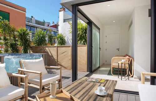 Coves Noves Apartment | Apartment with pool in Seville. Gamazo Terrace II