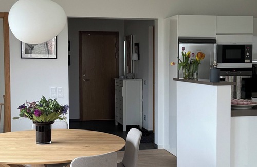 Bastad Apartment | Apartment with roof terrace in the center of Båstad