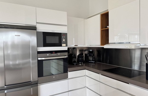 Bastad Apartment | Apartment with roof terrace in the center of Båstad