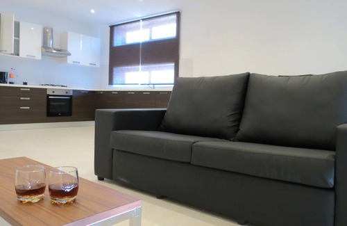 Madliena Apartment | Apartment with side seaview, close to beach, airconditioned 4