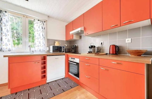 Bareges Apartment | Apartment with small garden, sleeps 6