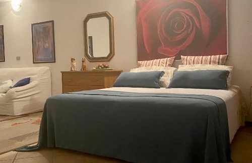 Solarolo Apartment | Apartment with swimming pool in Manerba del Garda