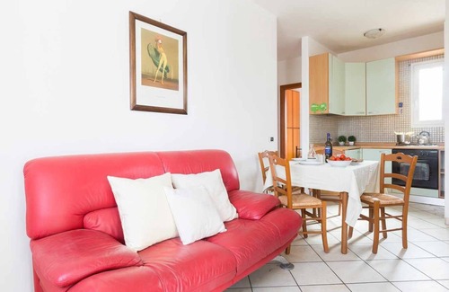 Specchiolla House | Apartment with terrace - parking space - 700 m from the sea