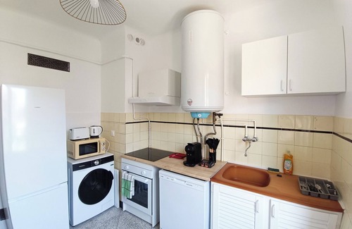 L'Arenas Apartment | Apartment with terrace near the sea