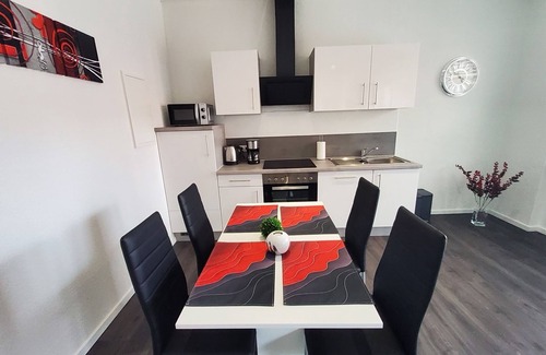 Veldhausen Apartment | Apartment 'Wohnung 3' with Shared Terrace, Balcony and Wi-Fi