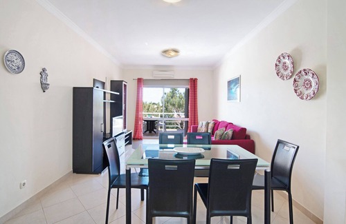 Sesmarias Apartment | Apartment 'Yara Beach Apartments T1' with Shared Pool, Wi-Fi and Air Conditioning