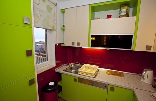 Zelenka Apartment | Apartment Zlatka group fun, 4br 2bth, stroll to beach