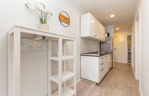 Mimice Apartment | Apartments Adriatic Blue with pool (32531-A1) - Mimice