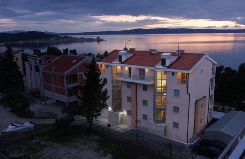 Ratac Apartment | Apartments and Rooms Residence Simic (115691-A10) - Makarska