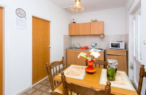 Trsteno Apartment | Apartments Anka - One-Bedroom Apartment with Balcony and Sea View