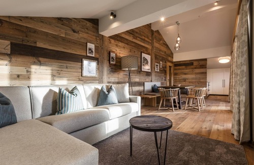Alpbach House | Apartments combination with wellness and view