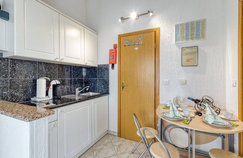 Antonci Apartment | Apartments Covic/Apartment White with Balcony A2