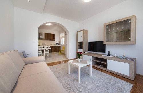 Ploce Apartment | Apartments Ema-Two Bedroom Apartment with Sea View (Perla)