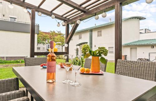 Friedrichshafen Apartment | Apartments für bis zu 6 Personen mit Terrasse und Klima oder Garten