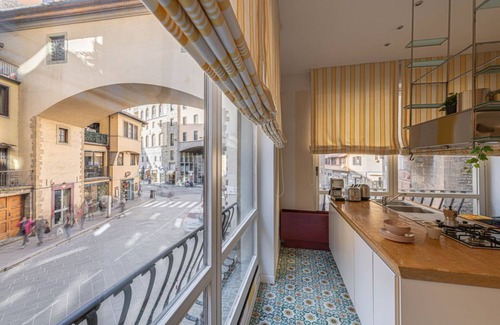 Oltrarno Apartment | Apartments Florence- Golden Tower with View
