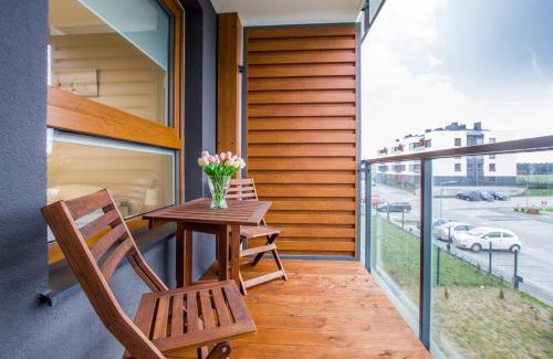 Pierwoszyno Apartment | Apartments Gdynia Na Fali with Free Parking by Noclegi Renters