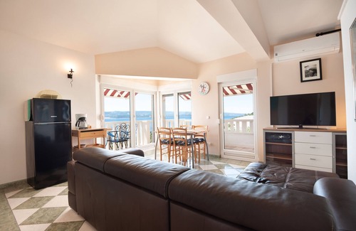 Lokva Rogoznica Apartment | Apartments Gordana (30381-A4) - Lokva Rogoznica