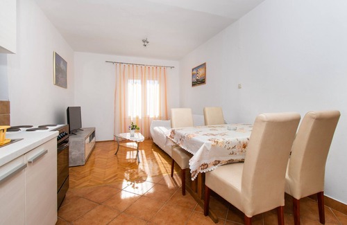 Tijesno Apartment | Apartments Rada (26811-A1) - Tisno - island Murter