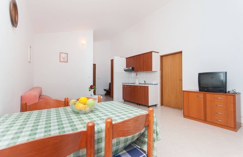Bratus Apartment | Apartments Igor (33401-A2) - Bratus