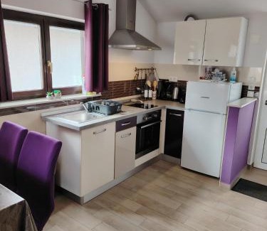Jezera Apartment | Apartments Lavanda - free parking and grill