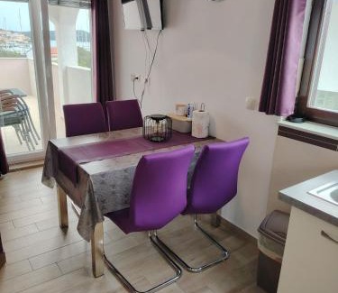 Jezera Apartment | Apartments Lavanda - free parking and grill