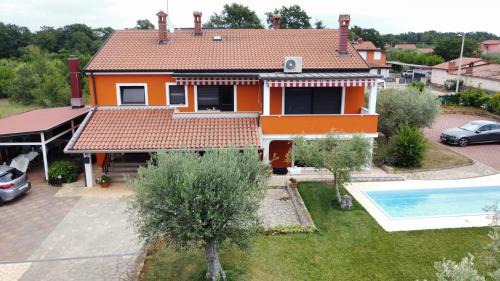 Krizine Apartment | Apartments Majda