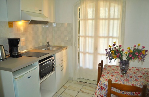 Agios Gordios Apartment | Apartments Maria with Amazing Pool - Agios Gordios Beach