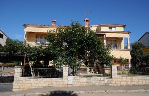 Spadici Apartment | Apartments Maria