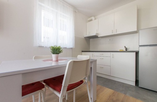 Dugis Apartment | Apartments Mario (11167-A3) - Makarska