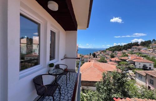 Varosh Apartment | Apartments Misa Lake View
