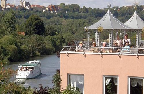 Jagstfeld Apartment | Apartments mit Klimaanlage am Neckarufer, Schöne Aussicht