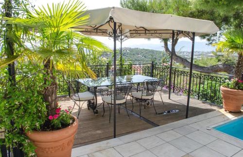 Penteli Villa | Apartments Nina