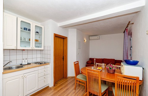 Putnikovic Apartment | Apartments Oliver (52861-A3) - Putnikovic