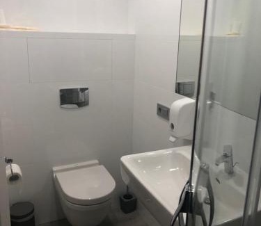 Afanasivsʹkyy Yar Apartment | Apartments on Hoholivska 1-3