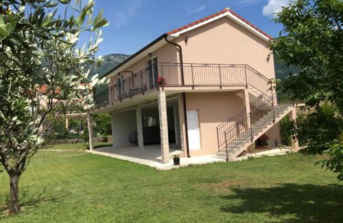Radanovici Apartment | Apartments Raskovic I