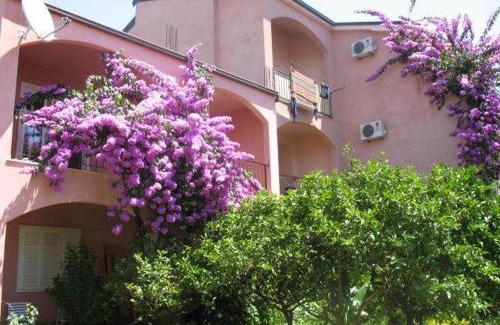 Istok Apartment | Apartments Roza