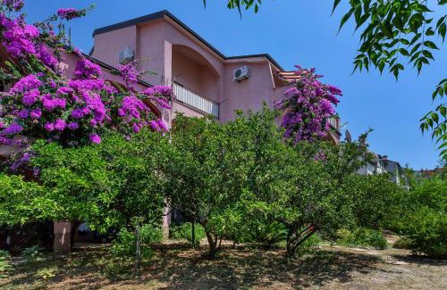 Istok Apartment | Apartments Roza